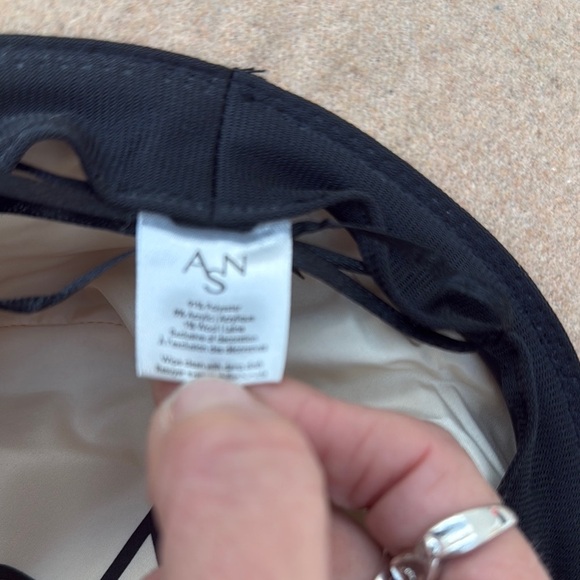 NWOT ASN Brand, Wide Brimmed Tan Hat with Soft Material and Classic Shape - Picture 5 of 7